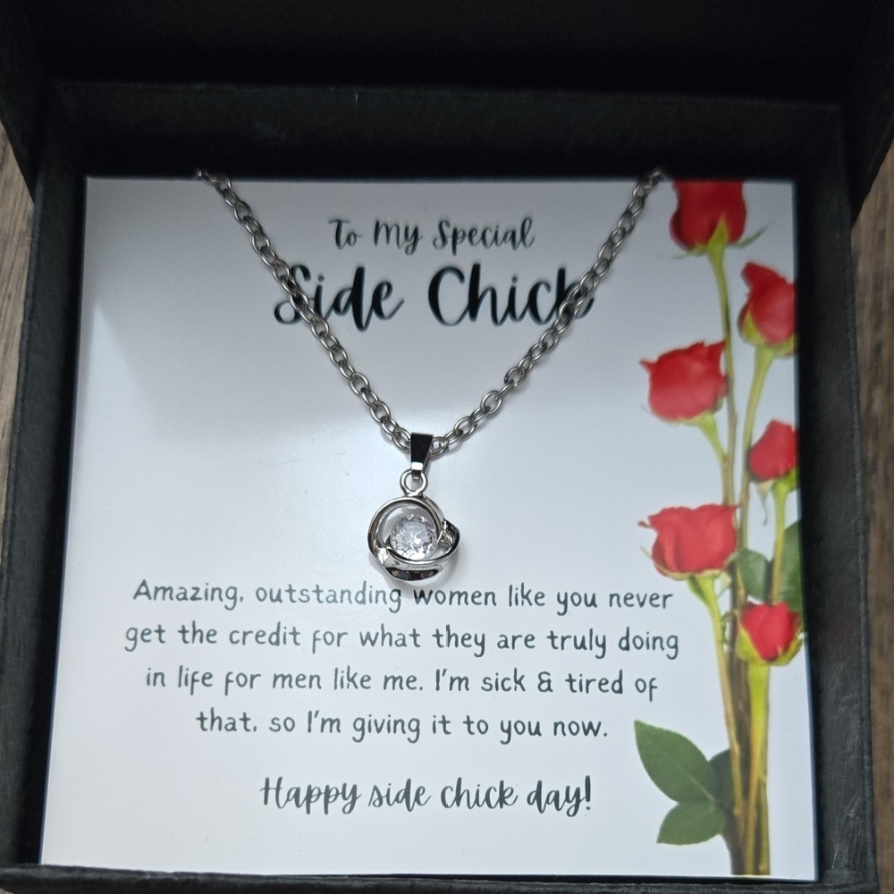 Elegant Silver Necklace with Crystal Pendant